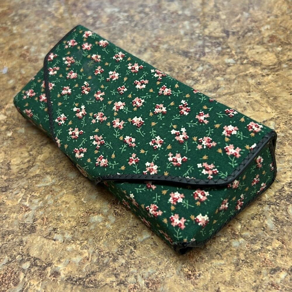 Green with Pink Flowers EyeGlass Case Holder